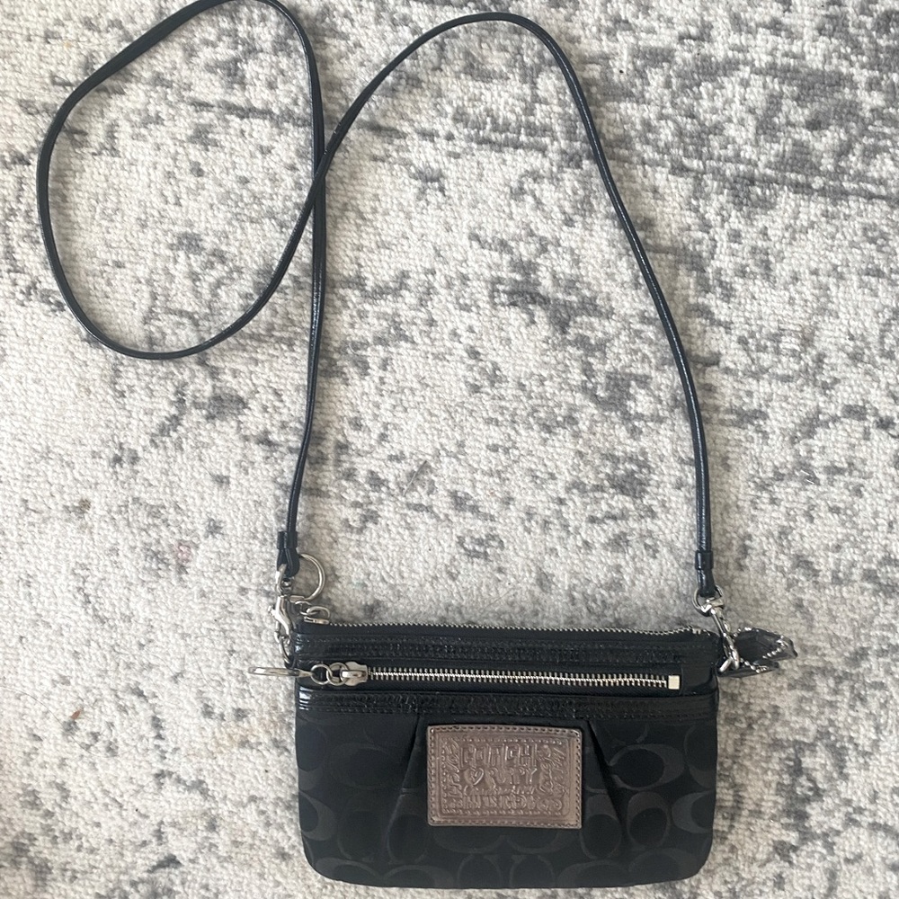 🖤 COACH PURSE or HANDBAG